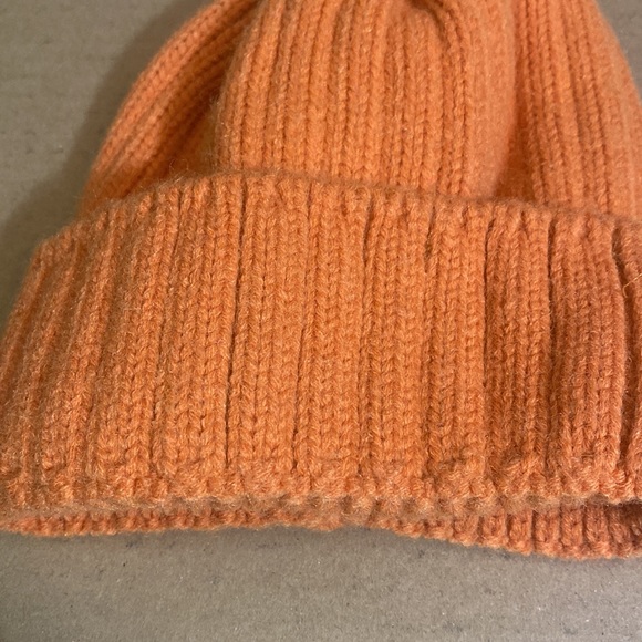 Hat Attack Revolve Color Story Knit Beanie Acrylic Cozy Comfy Warm Orange NWT - Picture 7 of 8